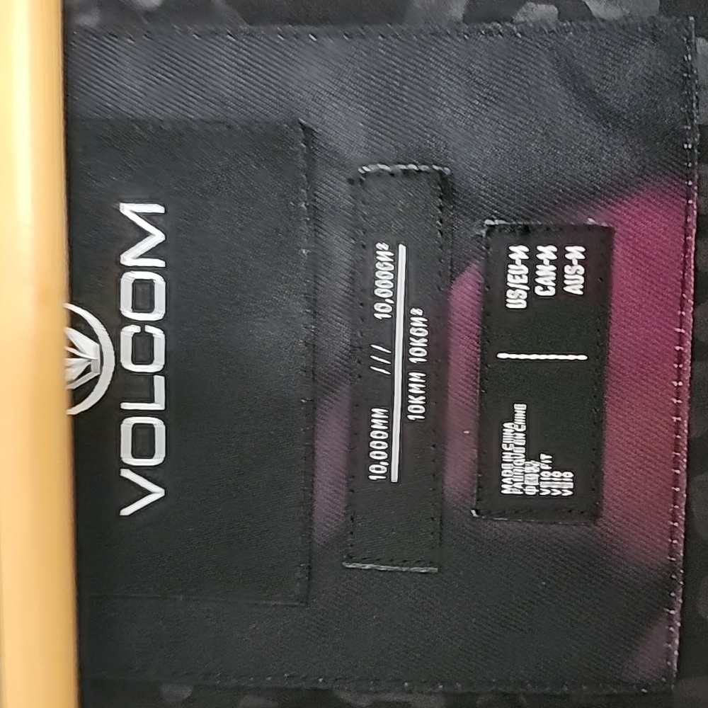 Volcom Jacket - Picture 2 of 4